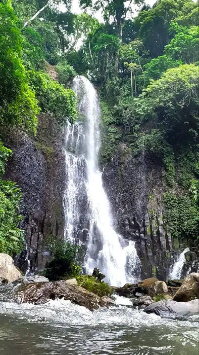 los chorros waterfall in costa rica